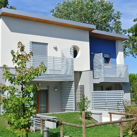 Fuer 5 Personen Ca 40 Qm In Bibione-pineda, Adriakueste Italien Und Umgebung アパート *